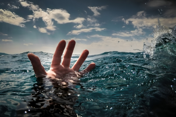 Waves Up To 4 Metres To Hit French Polynesia