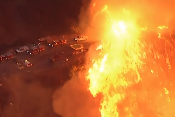 Muscat Firefighters Contain Blaze Spreading To Nearby Vegetation
